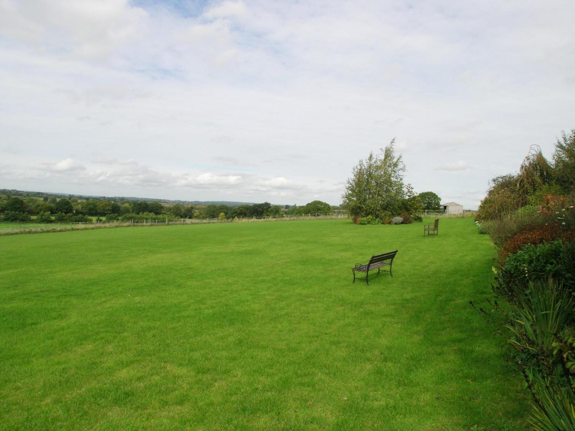 Abbotts Ball Farm Potterne Buitenkant foto